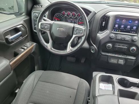 Used 2020 Chevrolet Silverado 1500 LT Trail Boss AWD/4WD image 15