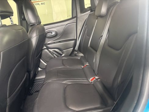 Used 2022 Jeep Renegade Limited w/ Sun, Sound & Wheels Group AWD/4WD image 26