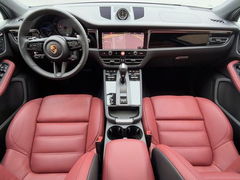 New 2026 Porsche Macan S image 13