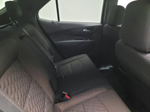 Used 2019 Chevrolet Equinox LT FWD image 19