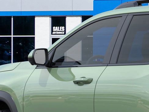 New 2026 Chevrolet Equinox ACTIV image 12