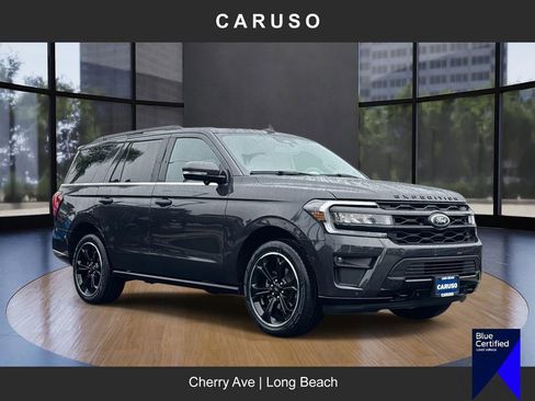 Used 2022 Ford Expedition Limited image 1
