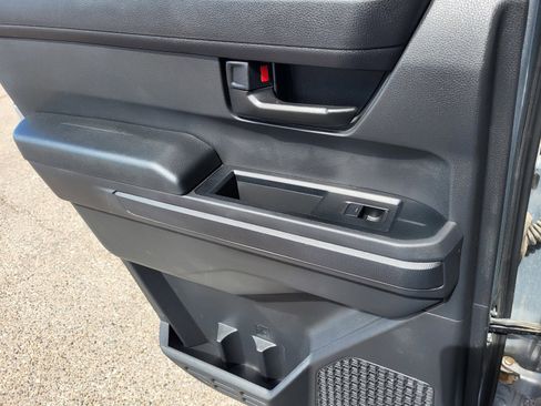 Certified 2025 Toyota Tacoma SR5 image 18