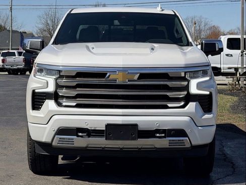 Used 2022 Chevrolet Silverado 1500 High Country image 2