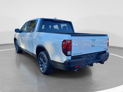 Used 2023 Honda Ridgeline Sport image 7