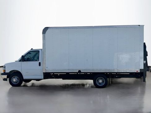 Used 2021 Chevrolet Express 3500 w/ Power Convenience Package RWD image 5