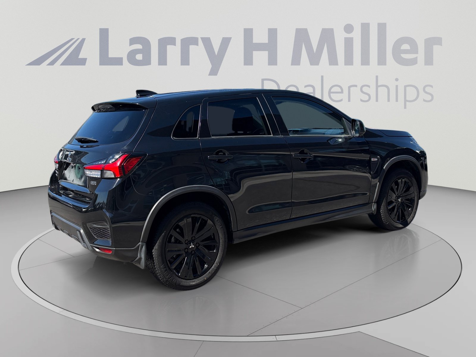Used 2022 Mitsubishi Outlander Sport ES FWD image 3