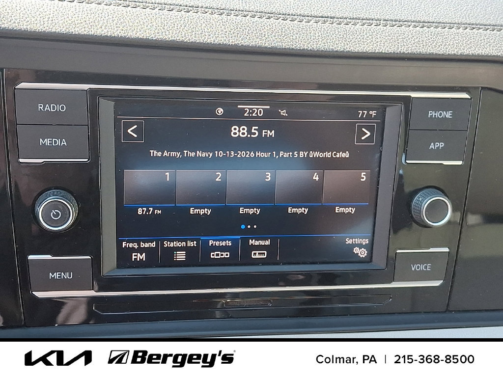 Used 2020 Volkswagen Jetta SE w/ SE Cold Weather Package FWD image 19