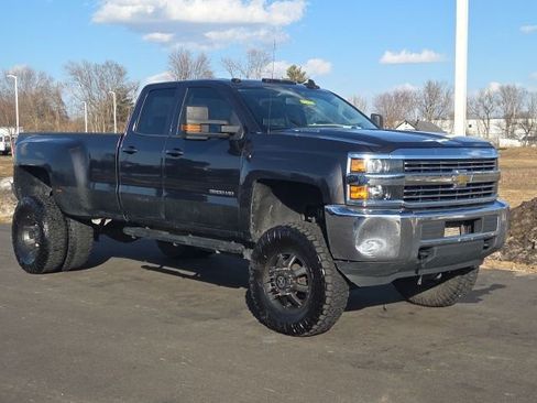 Used 2015 Chevrolet Silverado 3500 LT image 1