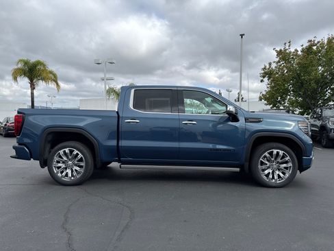 Used 2026 GMC Sierra 1500 Denali AWD/4WD image 7