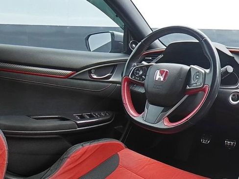 Used 2018 Honda Civic Type R image 21