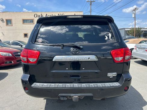 Used 2013 Toyota Sequoia Limited AWD/4WD image 6