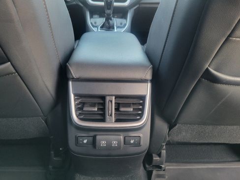 Used 2020 Subaru Legacy Limited AWD/4WD image 33