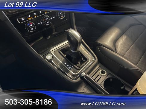 Used 2015 Volkswagen Golf TDI S image 13