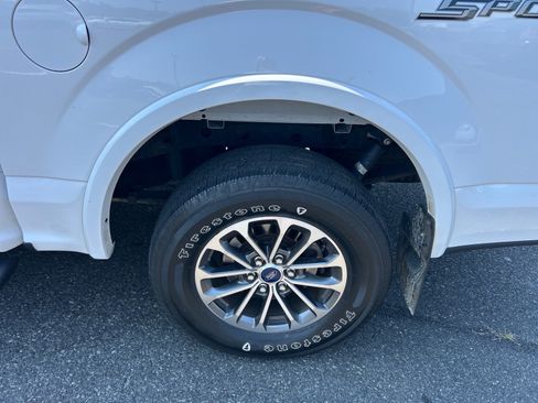 Used 2020 Ford F150 XLT w/ Equipment Group 302A Luxury AWD/4WD image 10