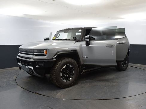 New 2024 GMC Hummer EV 2X w/ Extreme Off-Road Package image 56