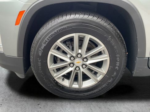 Certified 2023 Chevrolet Traverse LT w/ LPO, Cargo Package AWD/4WD image 26