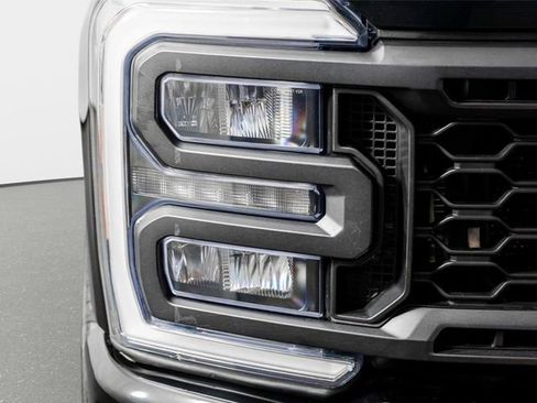 Used 2024 Ford F250 Lariat w/ Lariat Ultimate Package AWD/4WD image 22