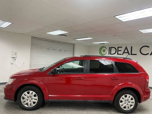 Used 2016 Dodge Journey SE w/ Flexible Seating Group image 8