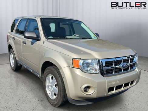Used 2012 Ford Escape XLS FWD image 7