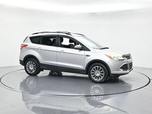 Used 2014 Ford Escape SE w/ Equipment Group 201A AWD/4WD image 3