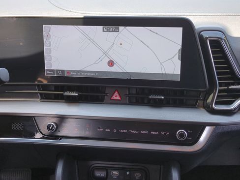 Certified 2024 Kia Sportage EX FWD image 18