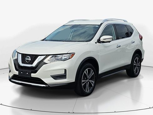 Used 2020 Nissan Rogue SV w/ Premium Package AWD/4WD image 8