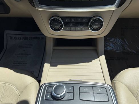 Used 2016 Mercedes-Benz GL 450 4MATIC image 21