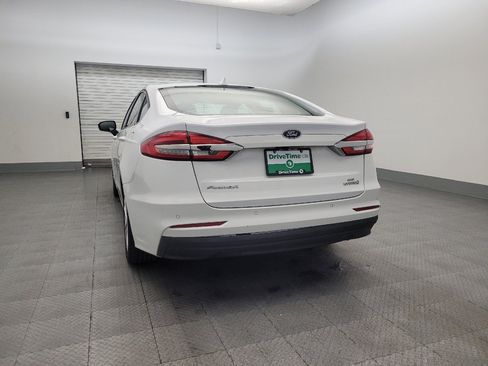 Used 2019 Ford Fusion SE image 6