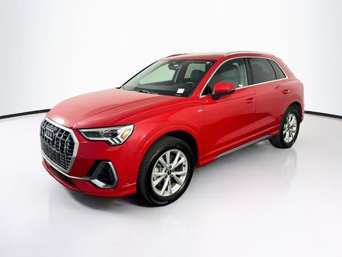 Used 2023 Audi Q3 2.0T Premium AWD/4WD image 3