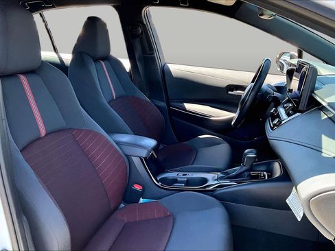 Used 2024 Toyota Corolla SE FWD image 8