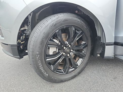 Used 2022 Ford Edge SE w/ Black Appearance Package AWD/4WD image 32