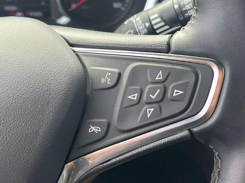 Used 2024 Chevrolet Equinox LT AWD/4WD image 24
