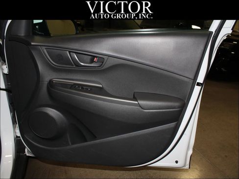 Used 2020 Hyundai Kona SEL image 36