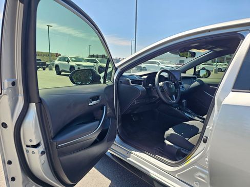 Used 2024 Toyota Corolla SE FWD image 18