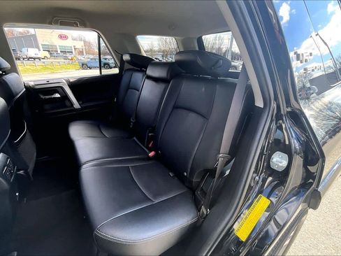 Used 2022 Toyota 4Runner TRD Sport w/ Technology Package image 19