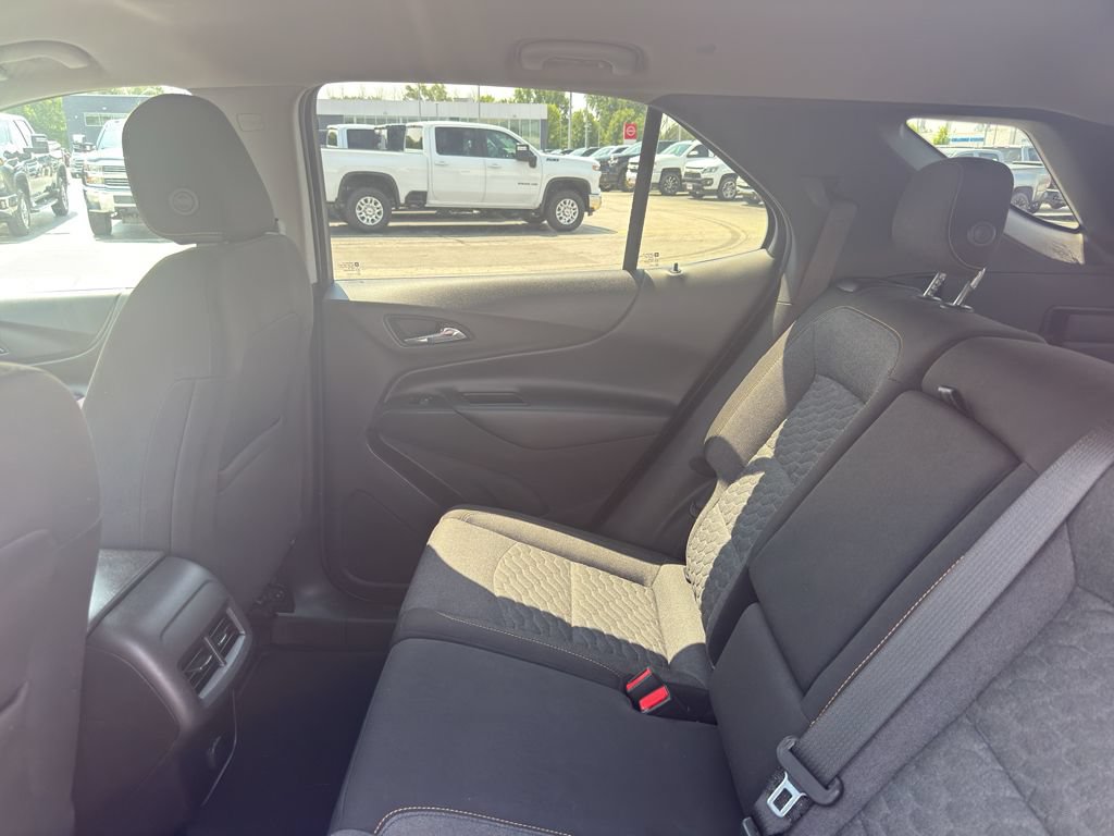 Used 2018 Chevrolet Equinox LT AWD/4WD image 32