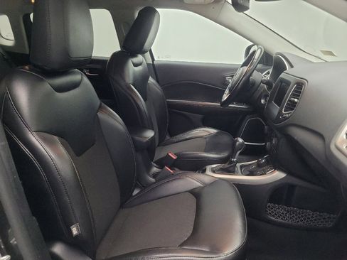 Used 2020 Jeep Compass Latitude image 21