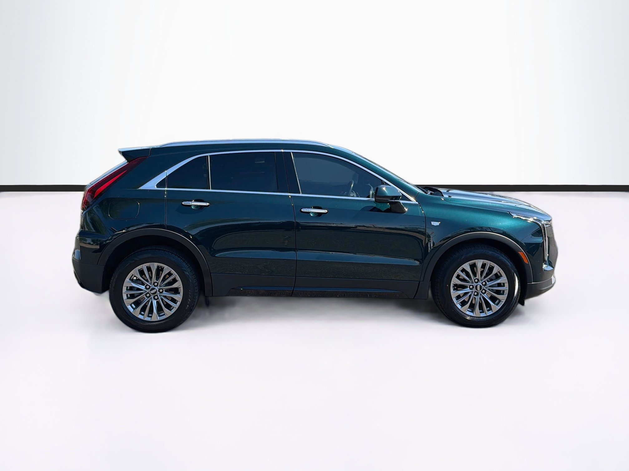 Certified 2024 Cadillac XT4 Premium Luxury FWD image 4