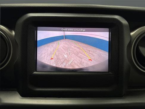 Used 2022 Jeep Wrangler Unlimited Sport image 8