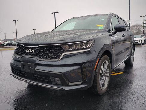 Used 2023 Kia Sorento EX image 8