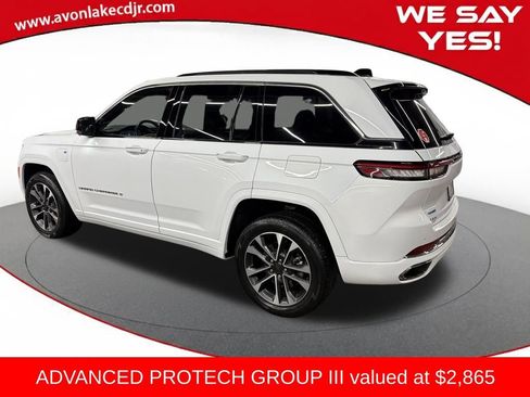 Used 2023 Jeep Grand Cherokee Overland w/ Advanced Protech Group III image 3
