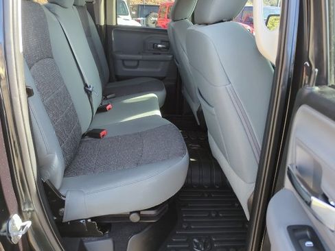 Used 2019 RAM 1500 Big Horn image 22