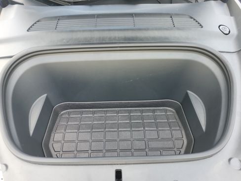 Used 2024 Tesla Model Y Performance AWD/4WD image 30