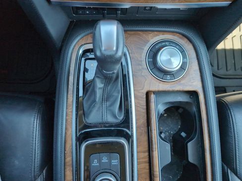 Used 2021 Nissan Armada SL w/ Captain's Chairs Package AWD/4WD image 15