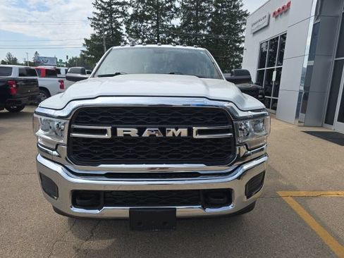 Used 2021 RAM 2500 Tradesman AWD/4WD image 2