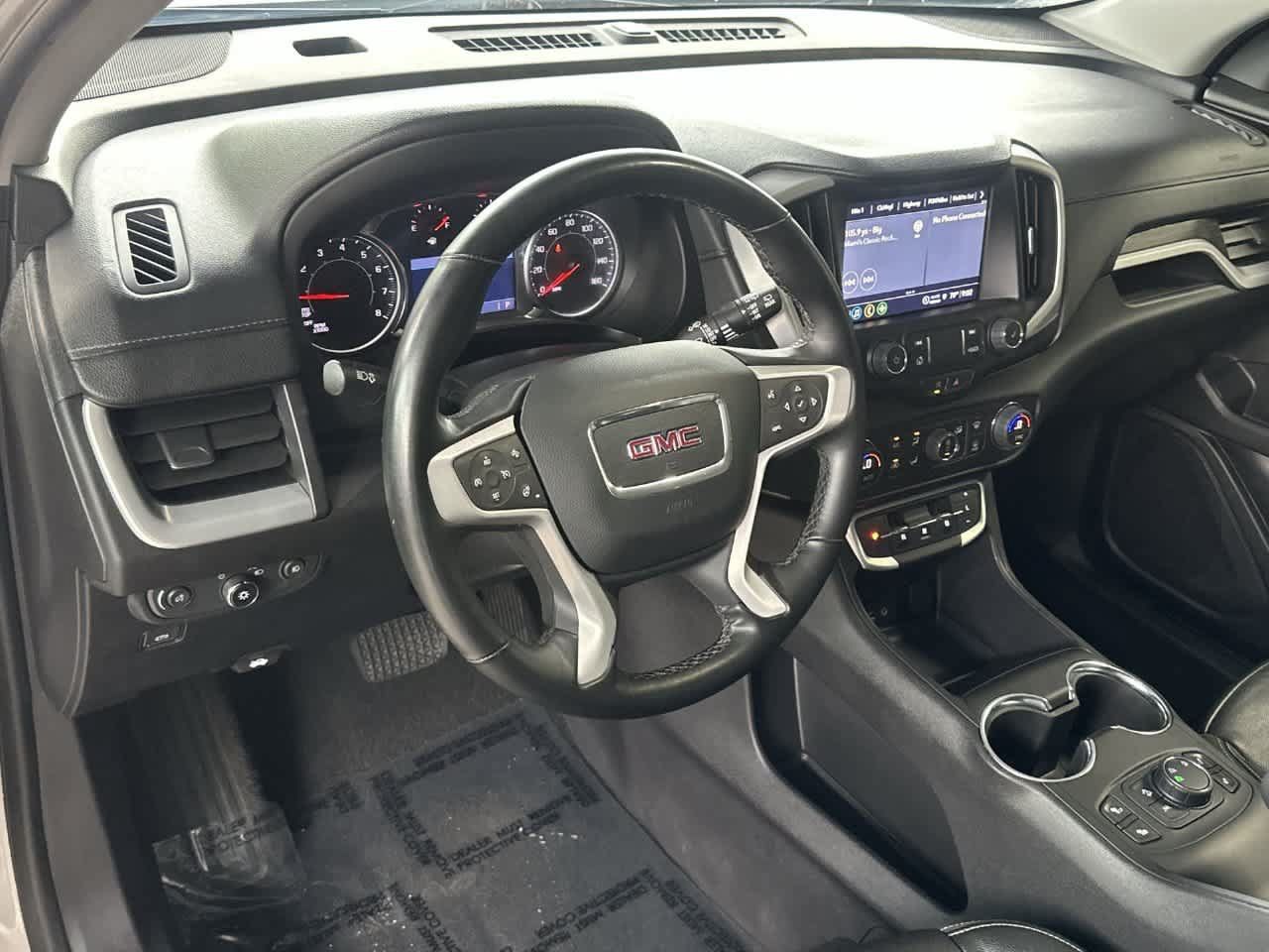 Used 2024 GMC Terrain SLT AWD/4WD image 13