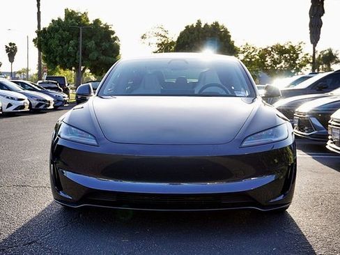 Used 2024 Tesla Model 3 Performance AWD/4WD image 5