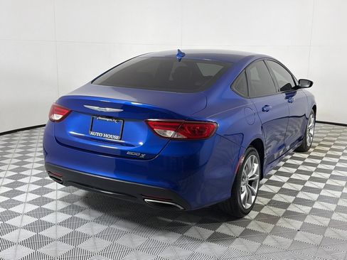 Used 2015 Chrysler 200 S w/ Navigation & Sound Group I FWD image 5