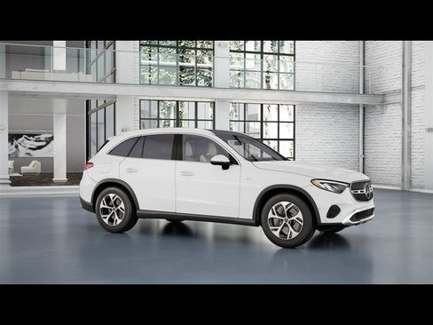 Certified 2026 Mercedes-Benz GLC 350e 4MATIC image 8